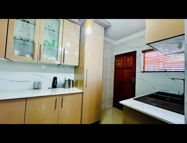 3 BEDROOM HOUSE FOR SALE IN AMANDASIG